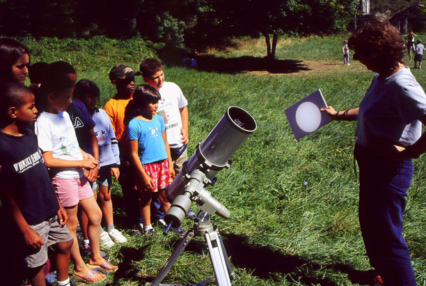 Vacances pour tous - colonies de vacances  - Meyras - Voyages avec Jules Verne