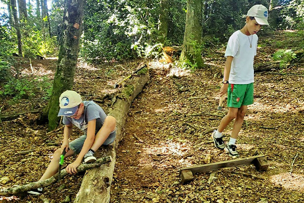 Vacances pour tous - colonies de vacances  - Salles-Curan - C'est pas sourcier