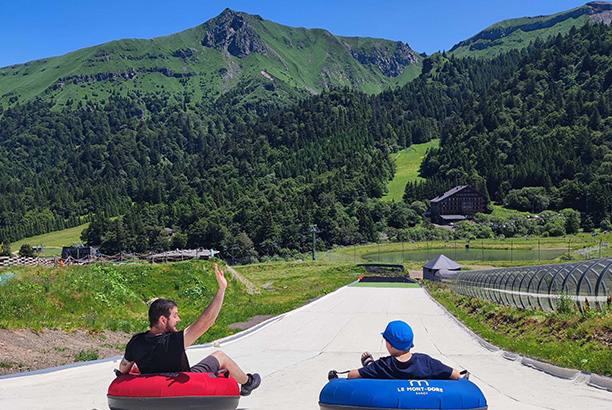 Vacances pour tous - colonies de vacances  - Murat-le-Quaire - Volca club ados