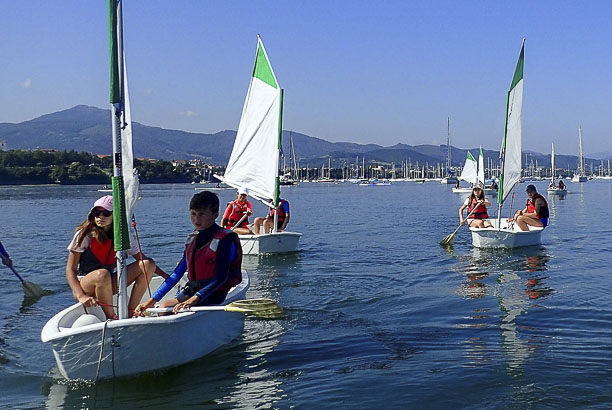 Vacances pour tous - colonies de vacances  - Saint-Jean-de-Luz - Atlantic voile