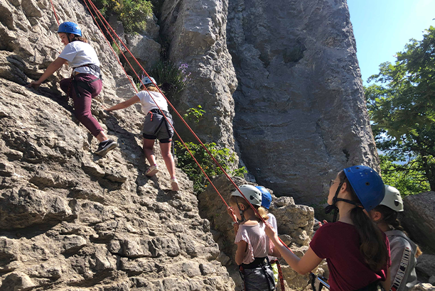 Vacances pour tous - colonies de vacances  - Ancelle - L'aventure des trappeurs