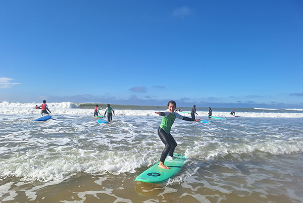 Vacances pour tous - colonies de vacances  - Taussat - Surfeurs du Cap Ferret Vacances pour tous - colonies de vacances  - Taussat - Surfeurs du Cap Ferret