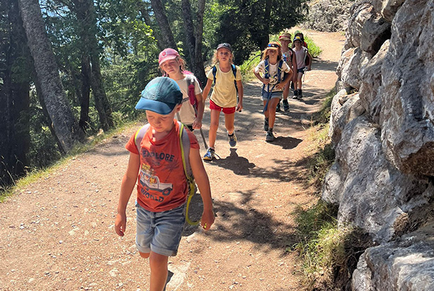 Vacances pour tous - colonies de vacances  - Annecy - Les poneys de la Y'Haute Vacances pour tous - colonies de vacances  - Annecy - Les poneys de la Y'Haute